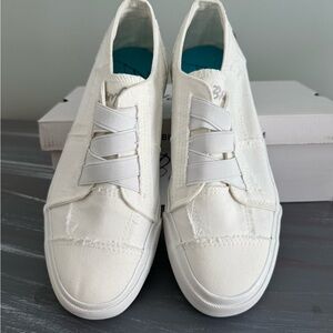 Blowfish White Slip-On Sneakers Womens